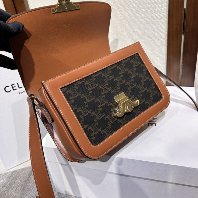 Ce1i*e triomphe bags